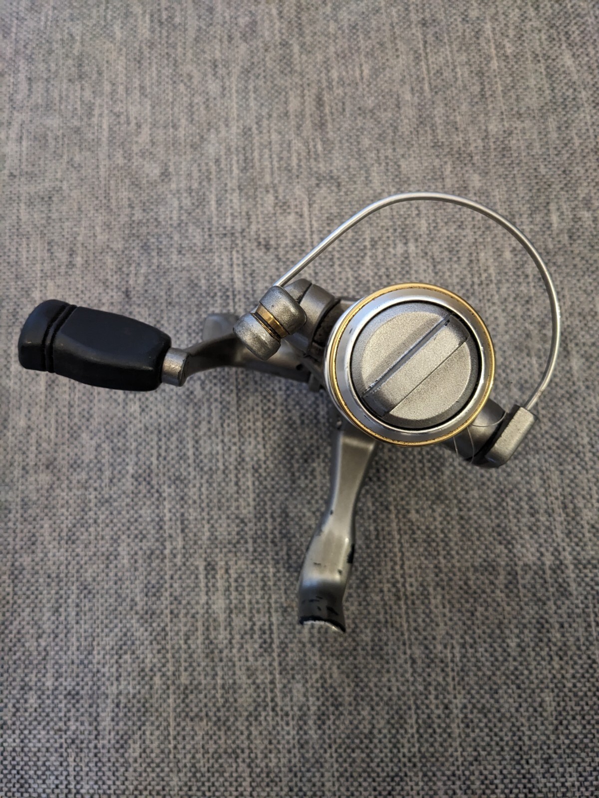Bass Pro Qualifier Spinning Reel 6 Ball Bearings Works Great