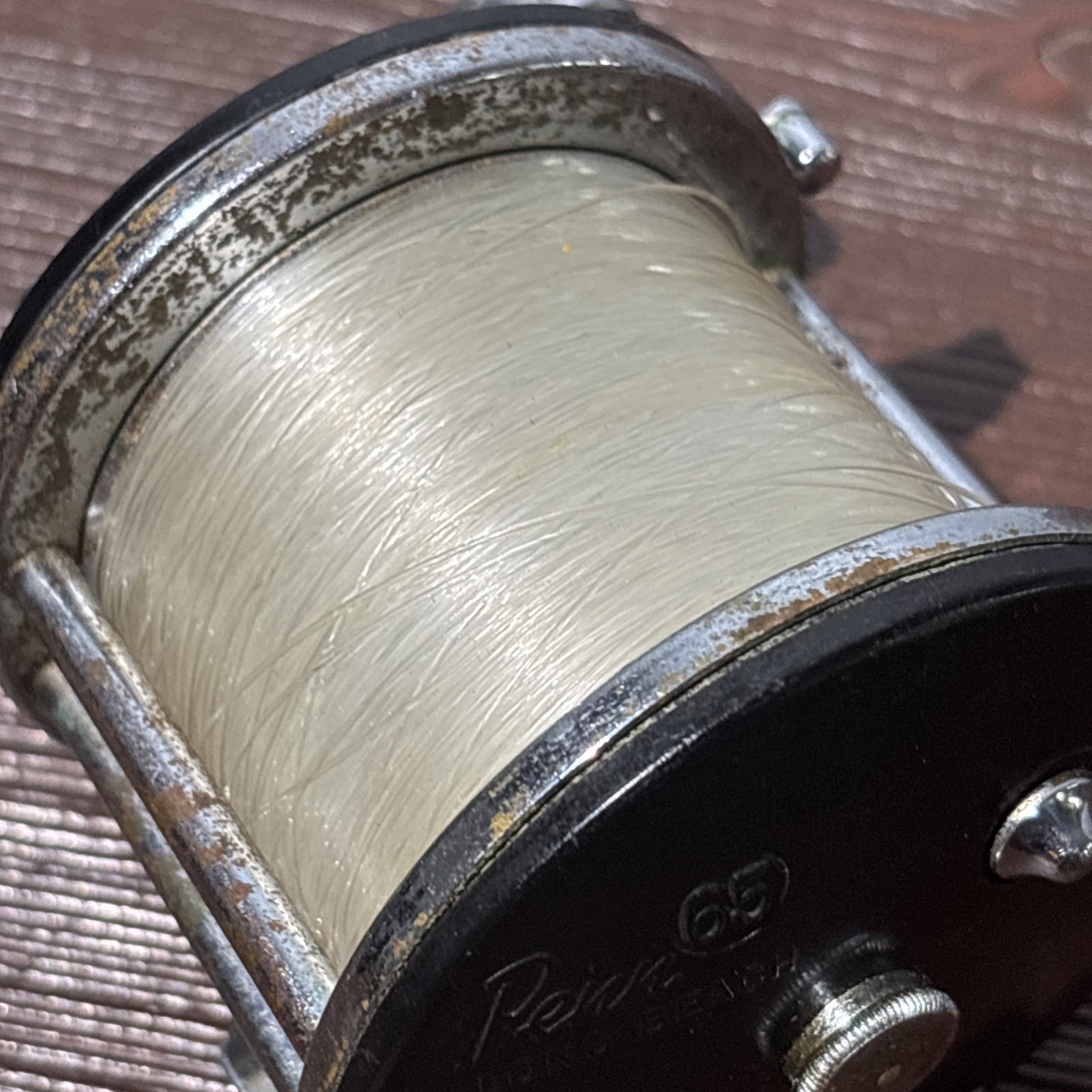 Vintage Penn Long Beach 65 Saltwater Fishing Reel Green Marbled Torpedo Knob