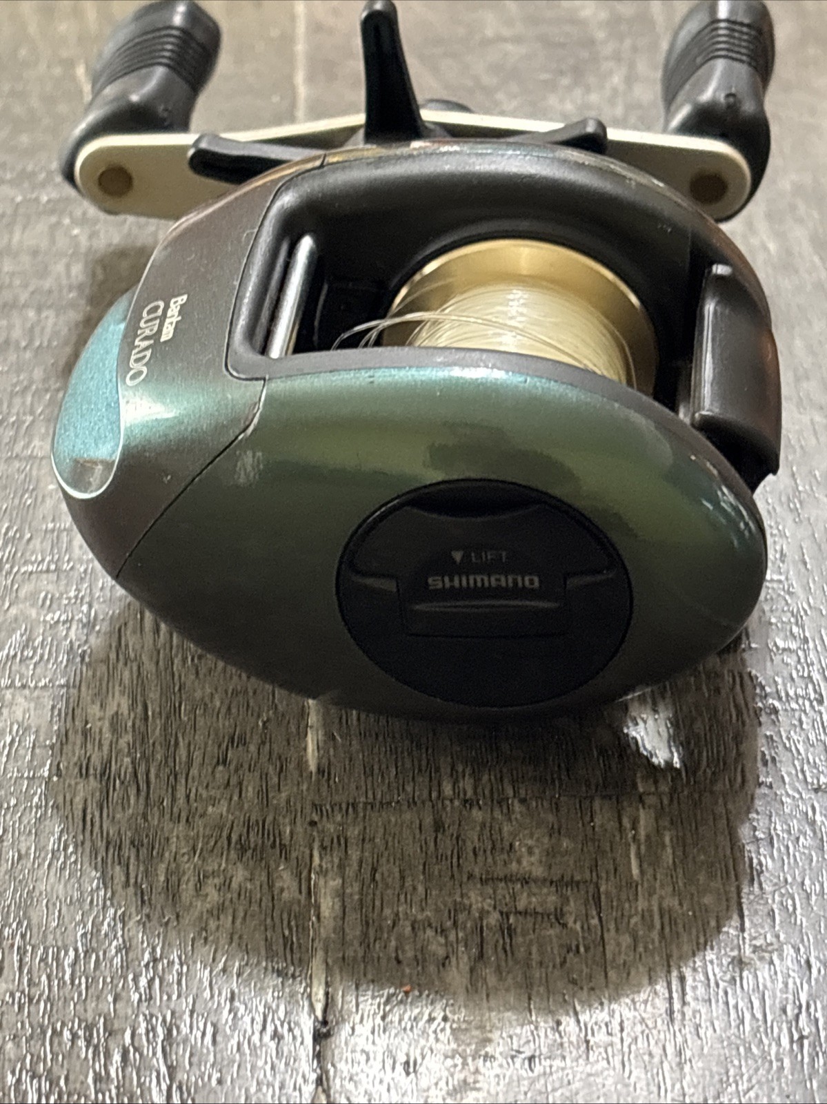 Shimano Bantam Curado CU-200 Right Hand Baitcast Reel 5BB 6.2.1 Star Drag