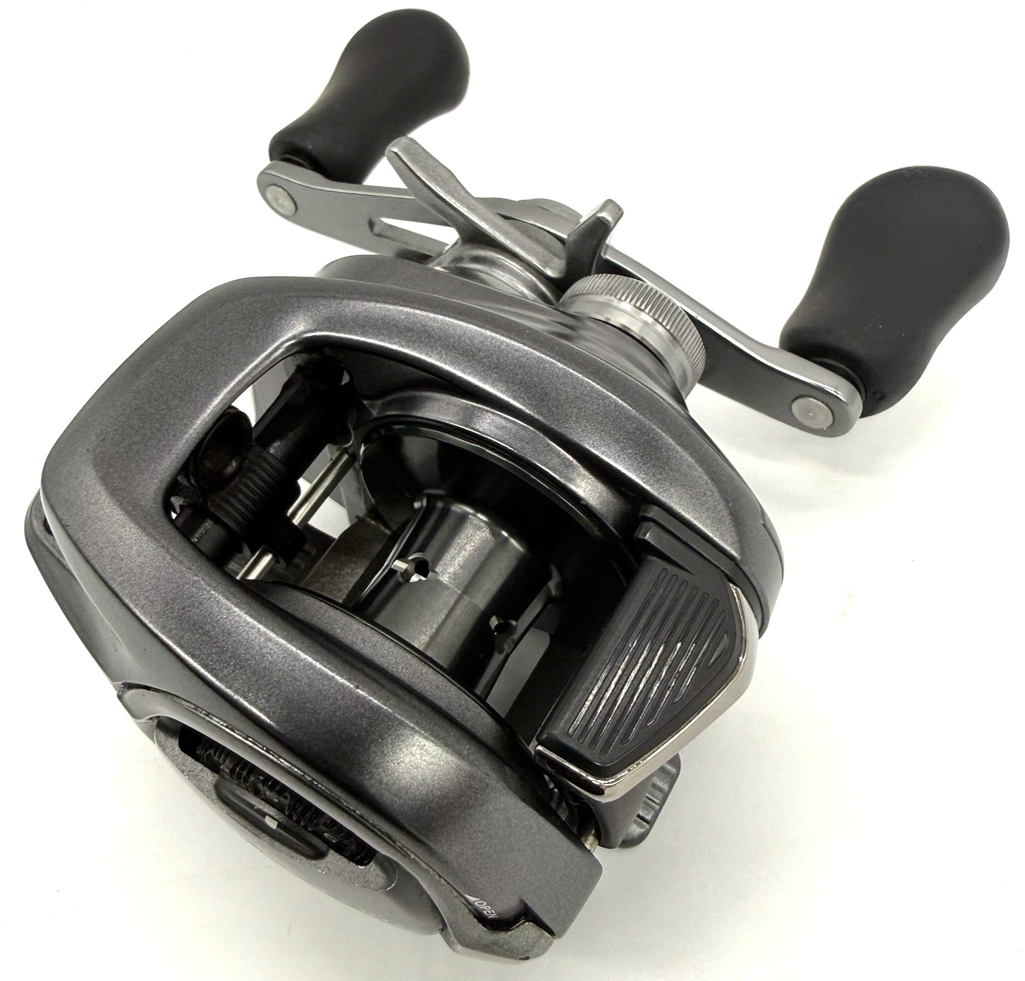 SHIMANO 22 Bantam HG 7.1 Right Handed Baitcasting Reel w/Box From JAPAN NEW