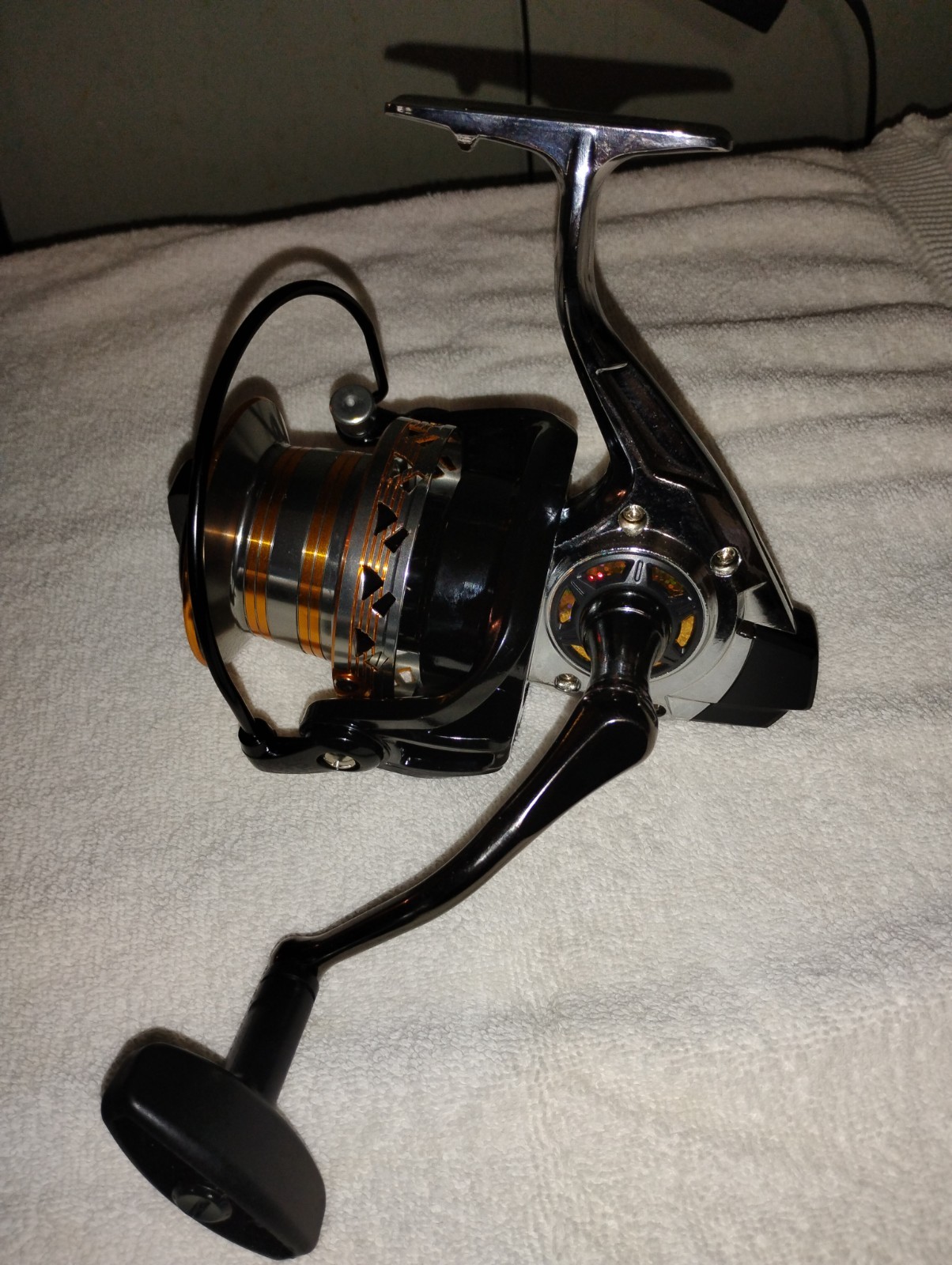 DH 10000 SPINNING REEL Surf-Heavy Fresh Water. New In Box
