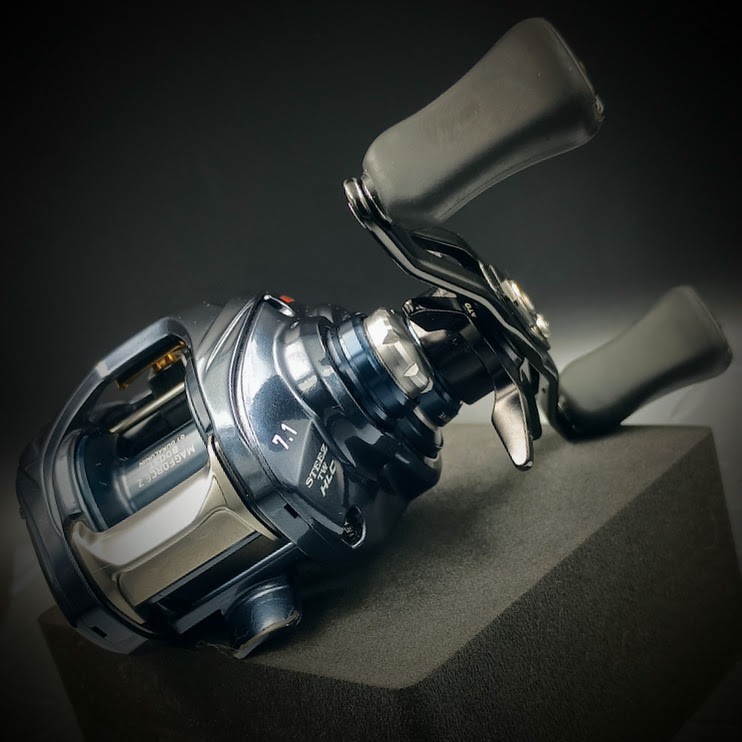 DAIWA【STEEZ A TW HLC 7.1R】R-H 7.1:1 Gear Ratio Used Baitcast Reel „Ex++“ W/Box