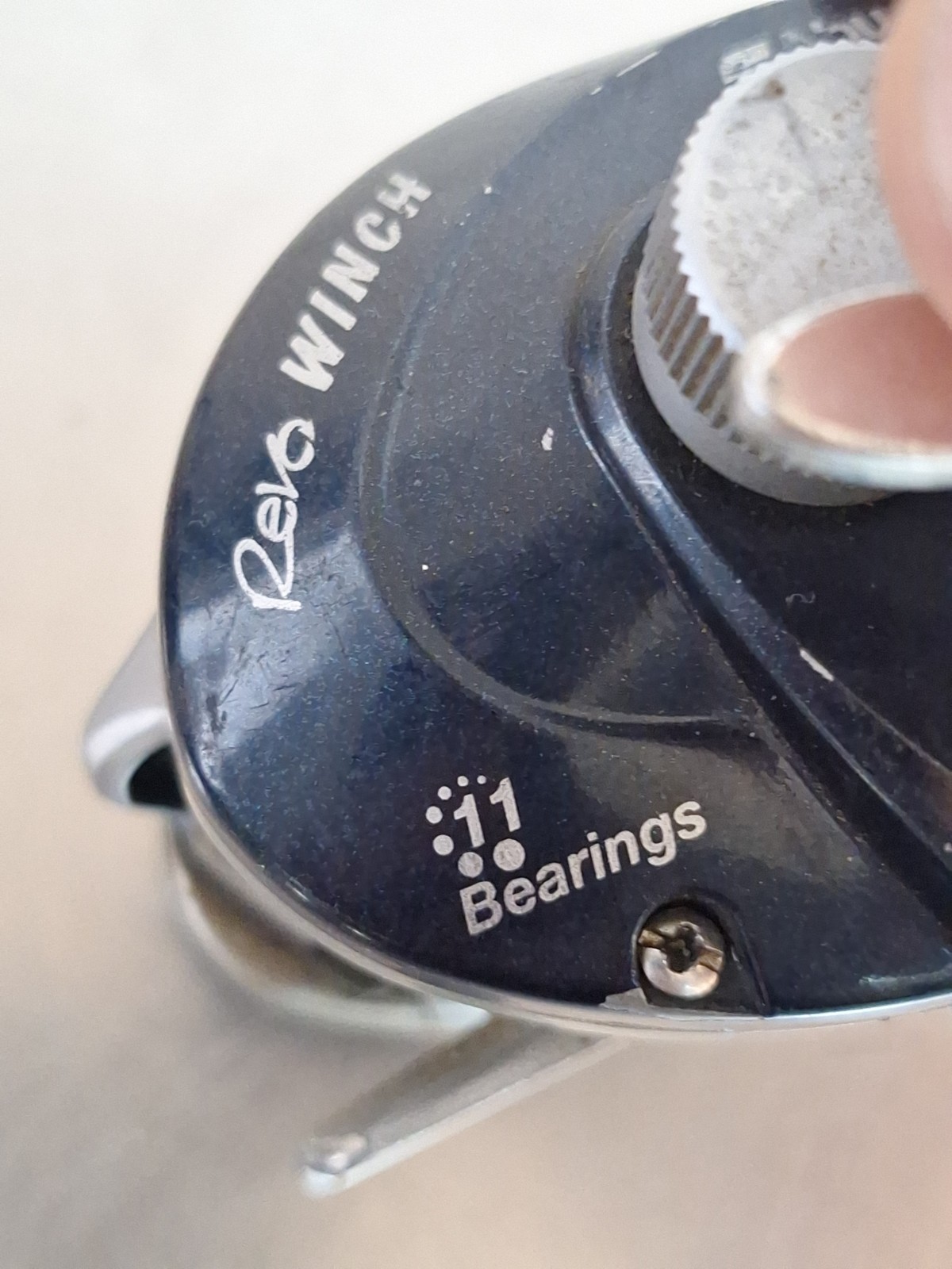 Abu Garcia Revo Winch Baitcast Reel 5.4:1 11BB Right Star Drag Black