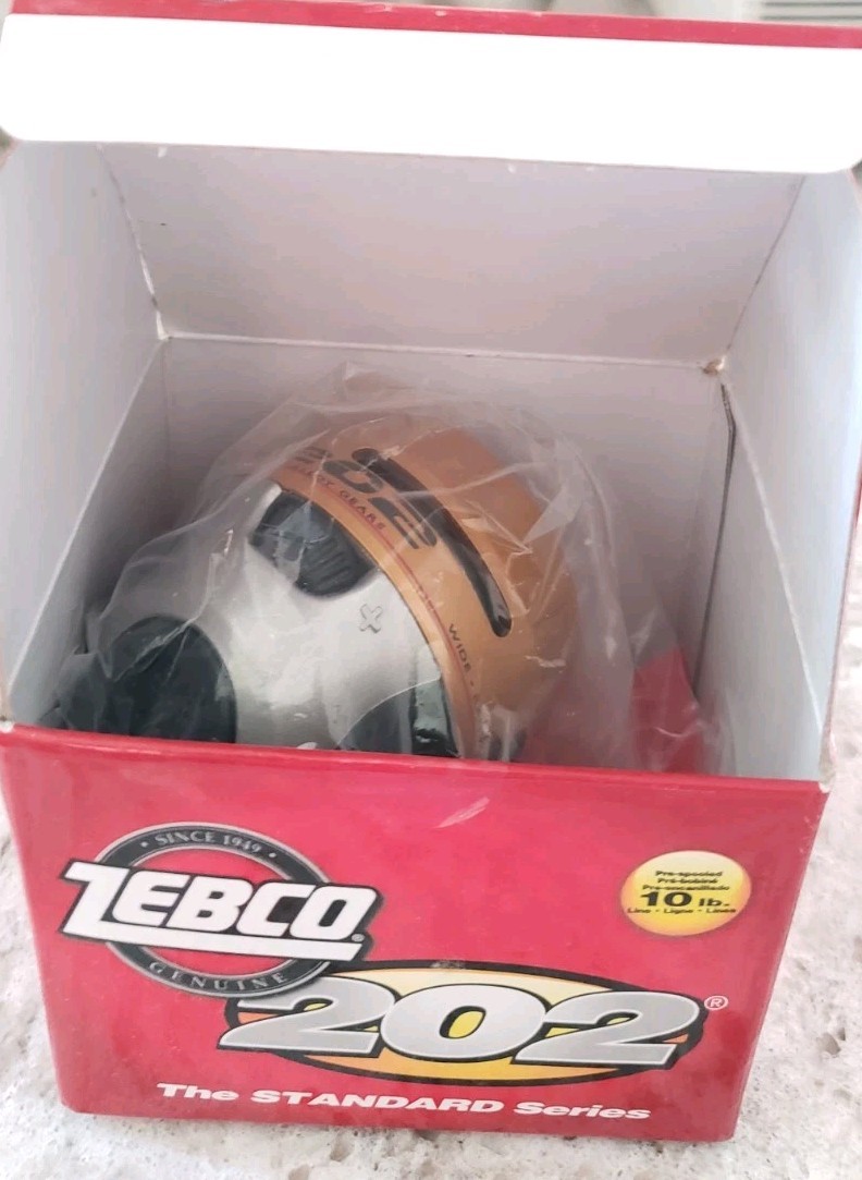 Zebco 202 Reel Wide Range Powertrain Precision Gold Top Fishing & Floats New