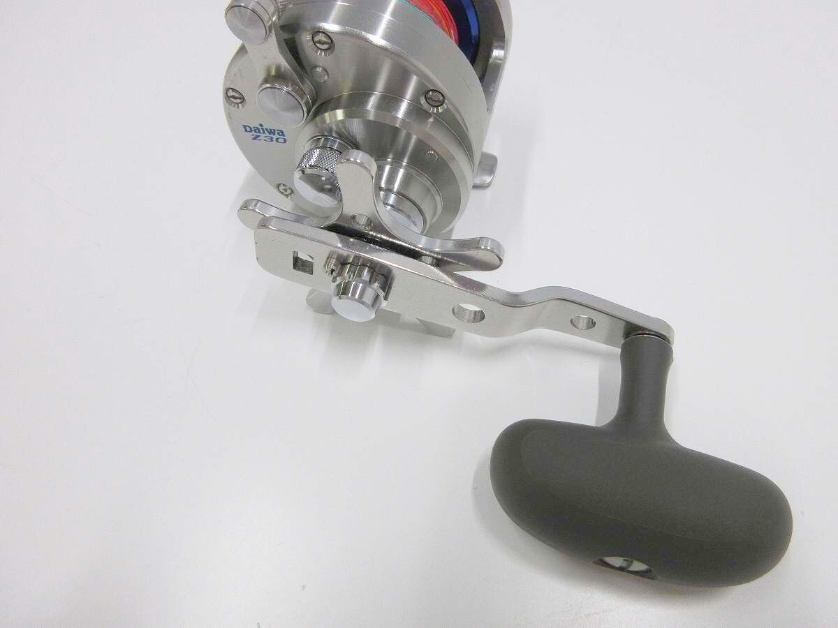 DAIWA Reel Saltiga Z30 Baitcast Saltwater Fishing RH Used Quick Handle