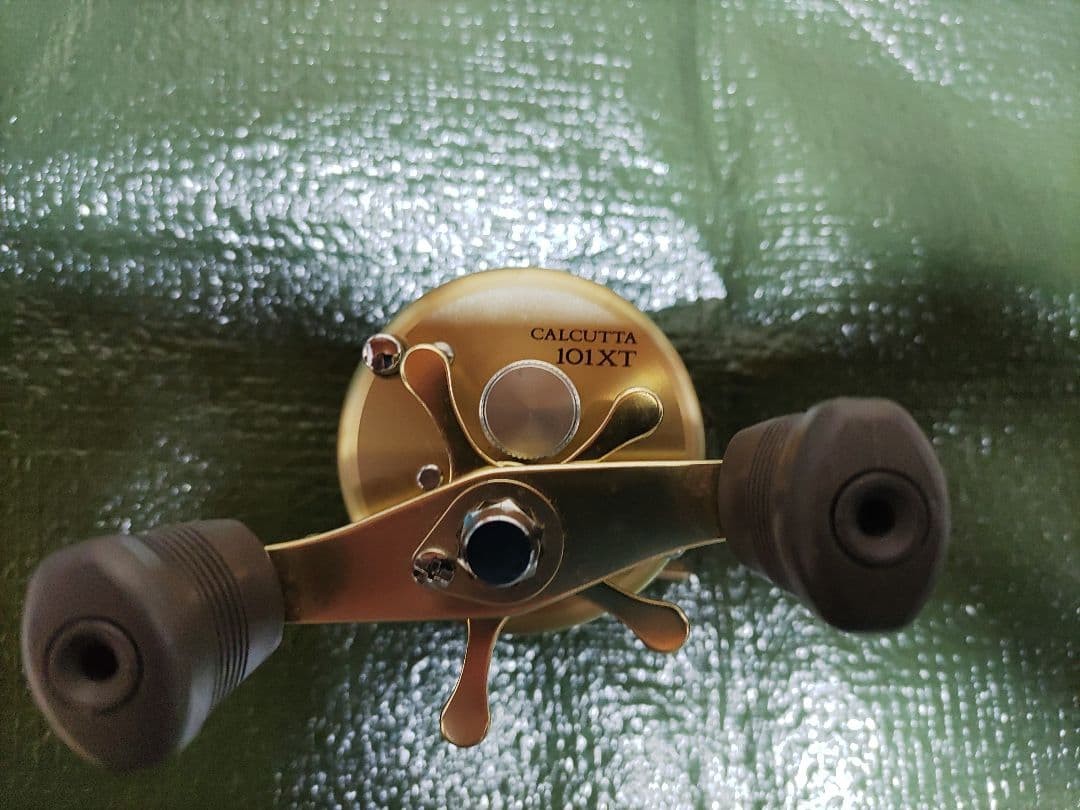 SHIMANO Calcutta Power Handle 230g 5.8:1 SVS Baitcasting Reel Used Japan