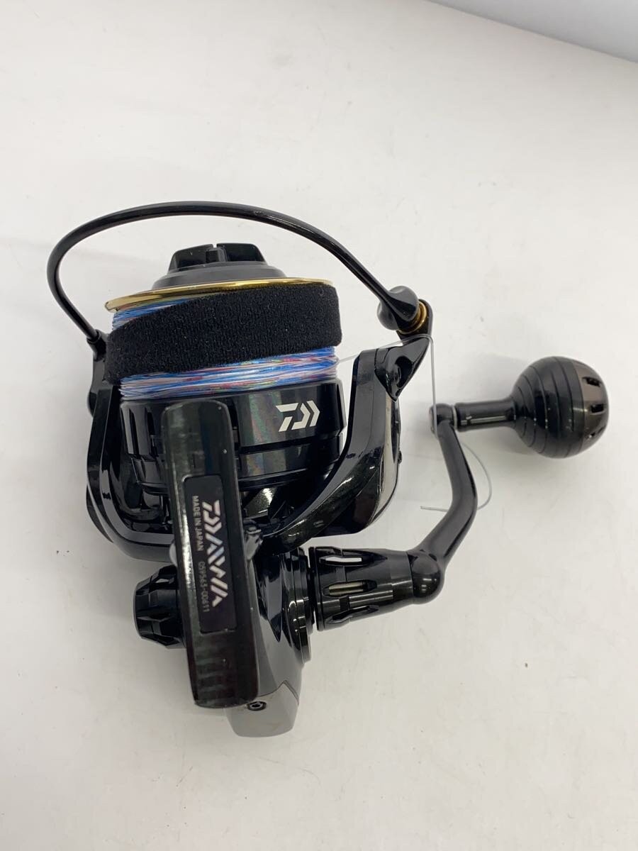 Daiwa Saltiga 7000H Dogfight Spinning Reel – Used, From Japan
