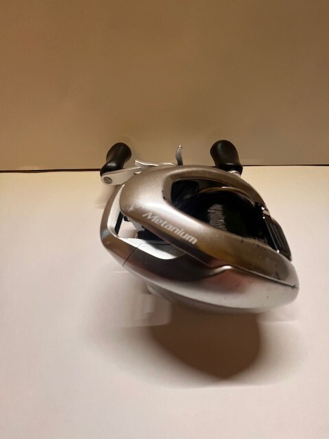 Shimano 16 Metanium MGL HG Right handl Bait Casting 7.4:1 Reel From Japan