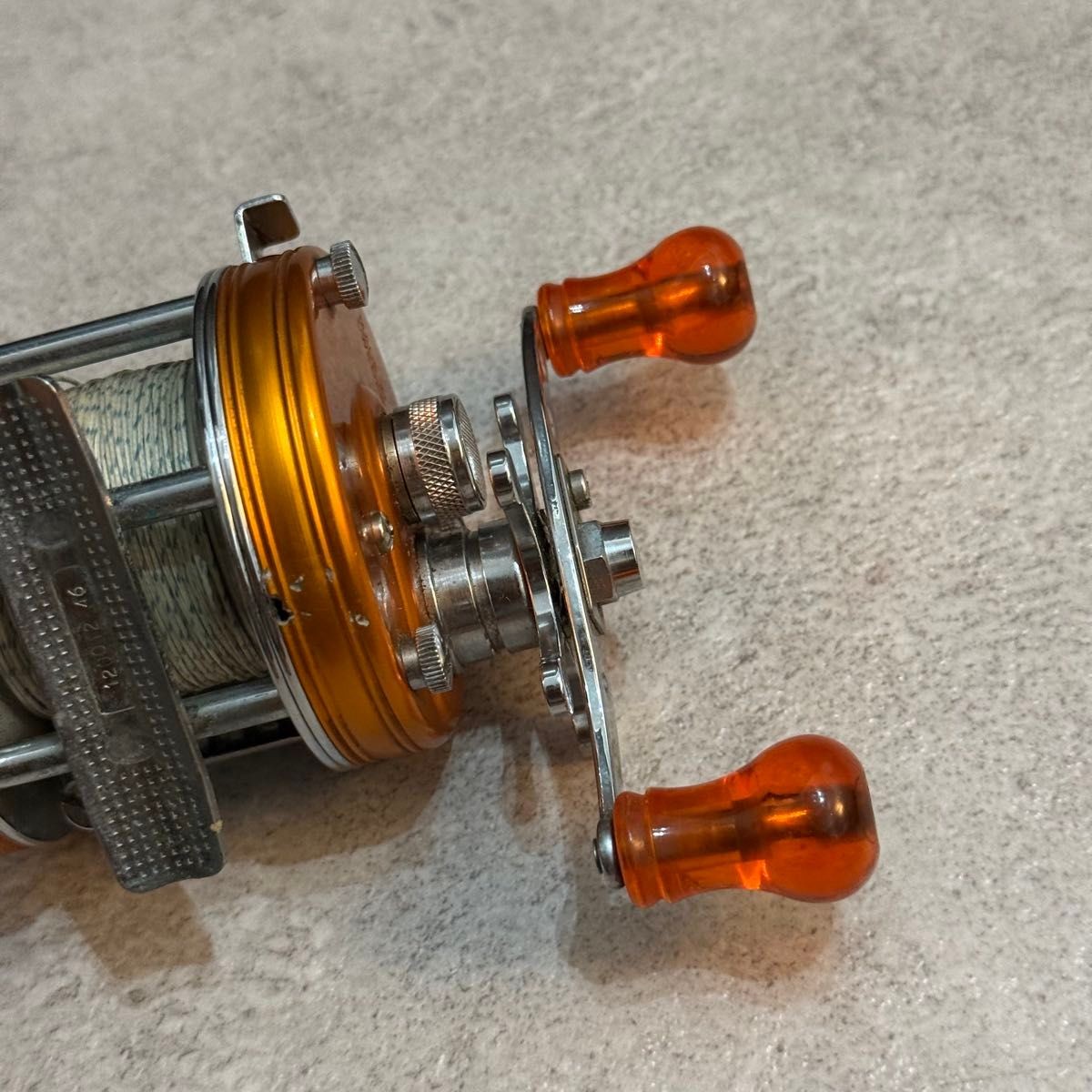 AbuGarcia Ambassadeur 5500C Sunset Orange