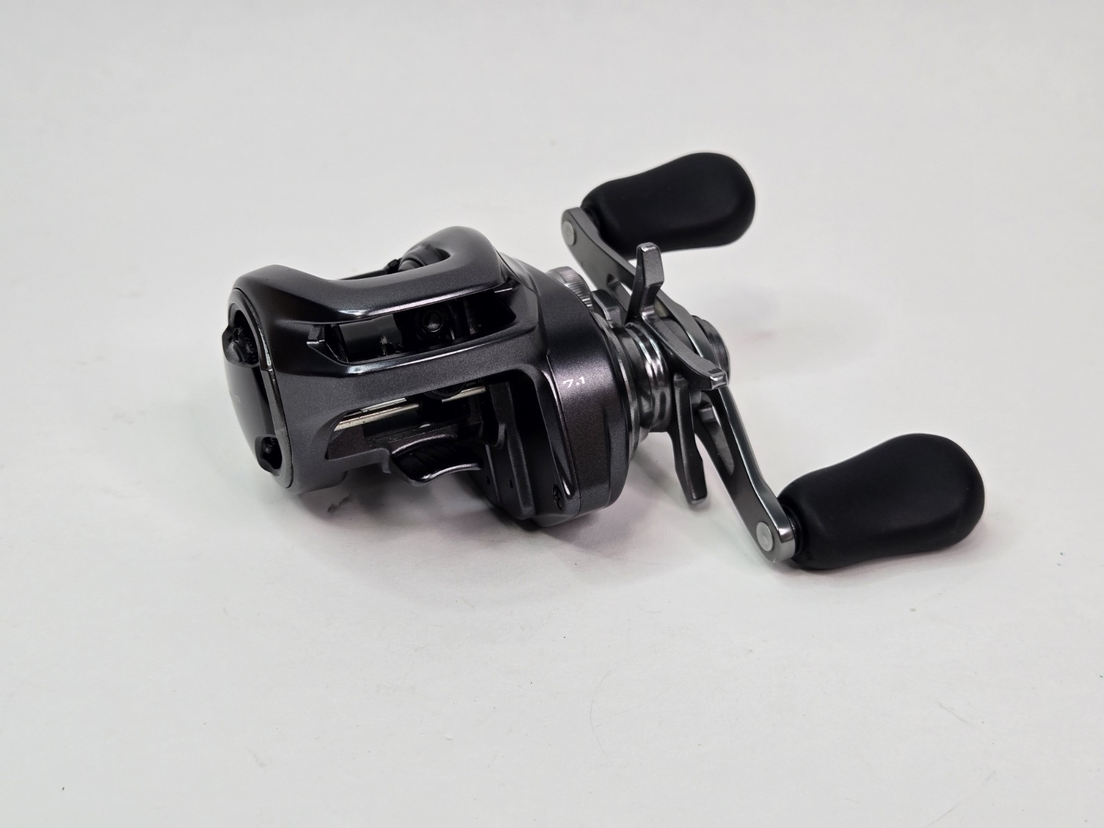 Shimano Bantam 151 HG Baitcast Reel Left-Hand Retrieve