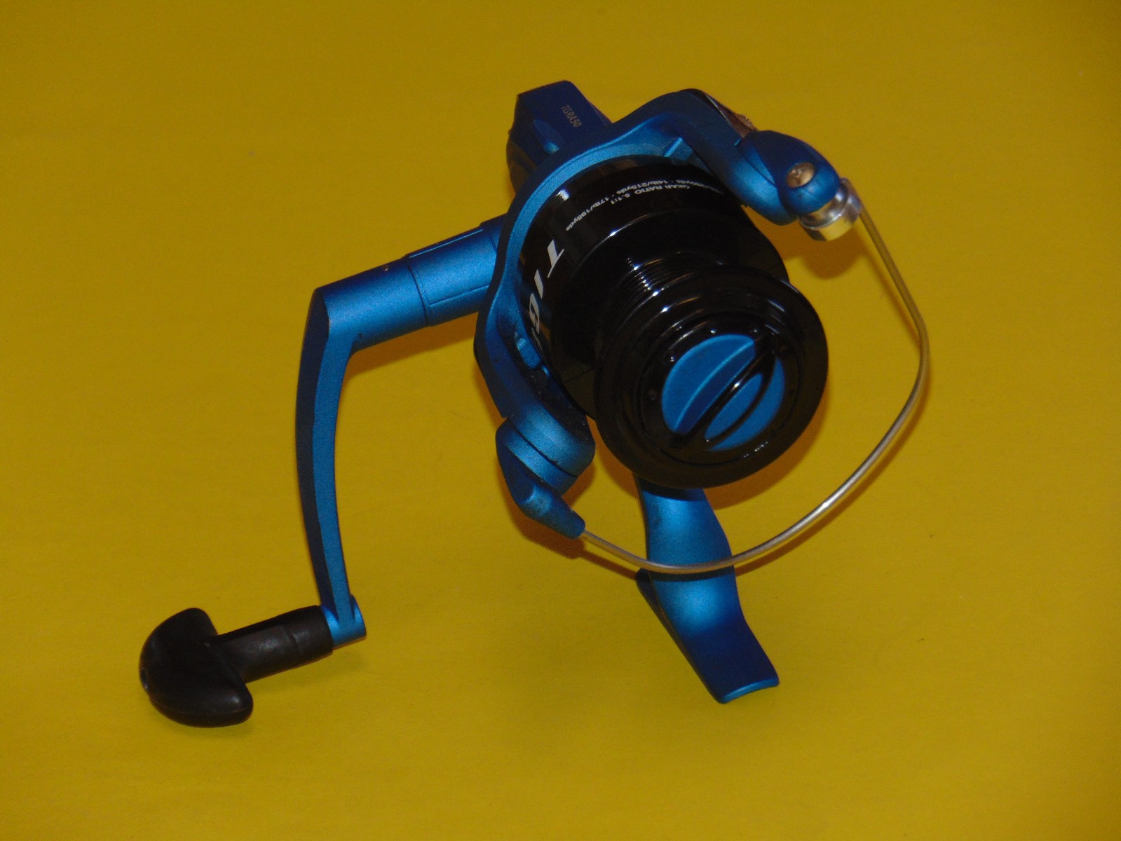 Shakespeare Tiger Spinning Reel Model TGRA50 Blue New Old Stock