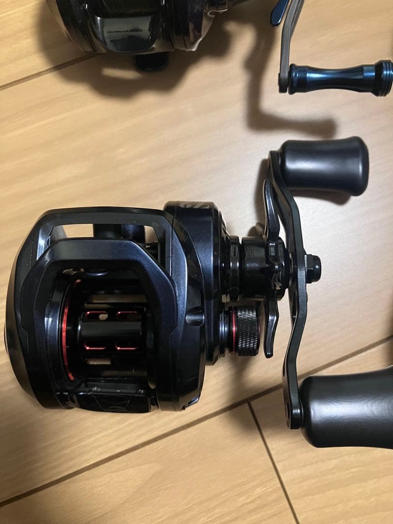 Bait Reel Set 4 Pieces Brand New Multiple Colors