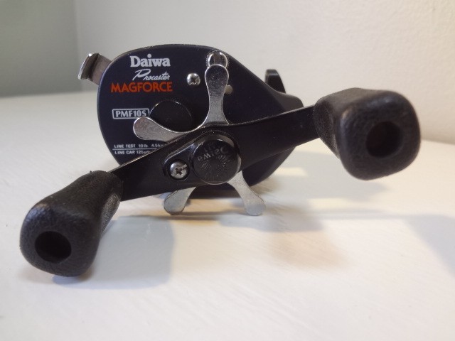 Vintage Diawa Baitcaster Fishing Reel, MagForce PMF10S, Working, Good Condition