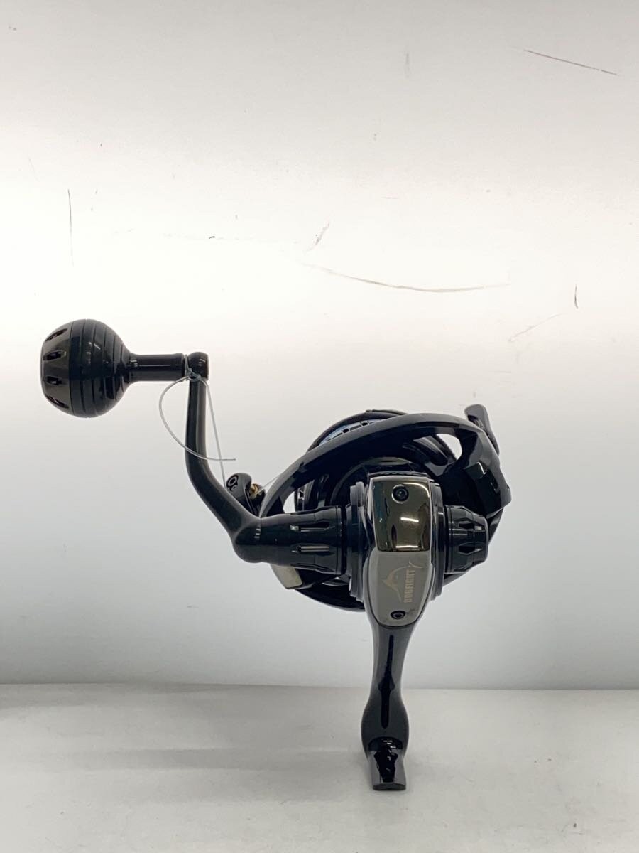 Daiwa Saltiga 7000H Dogfight Spinning Reel – Used, From Japan