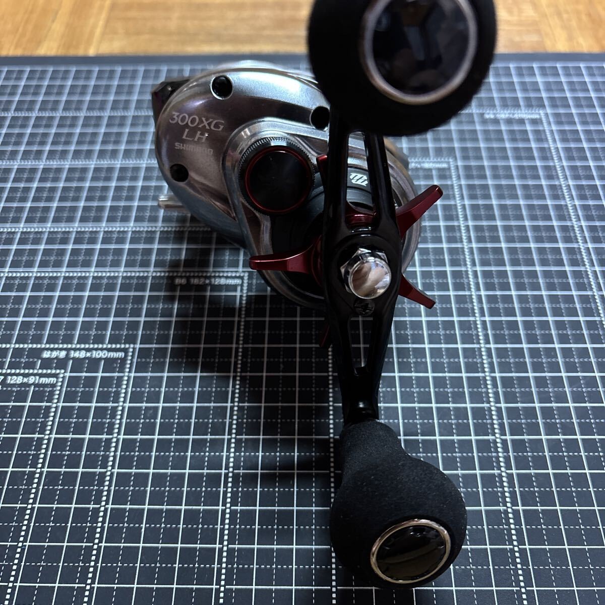 SHIMANO Baitcast Reel 21 SCORPION MD 300XGLH Used excellent condition.