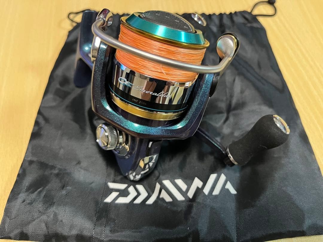 DAIWA Emeraldas INF 2506 Spinning Reel Line Included Box Storage Bag ”Near MINT”