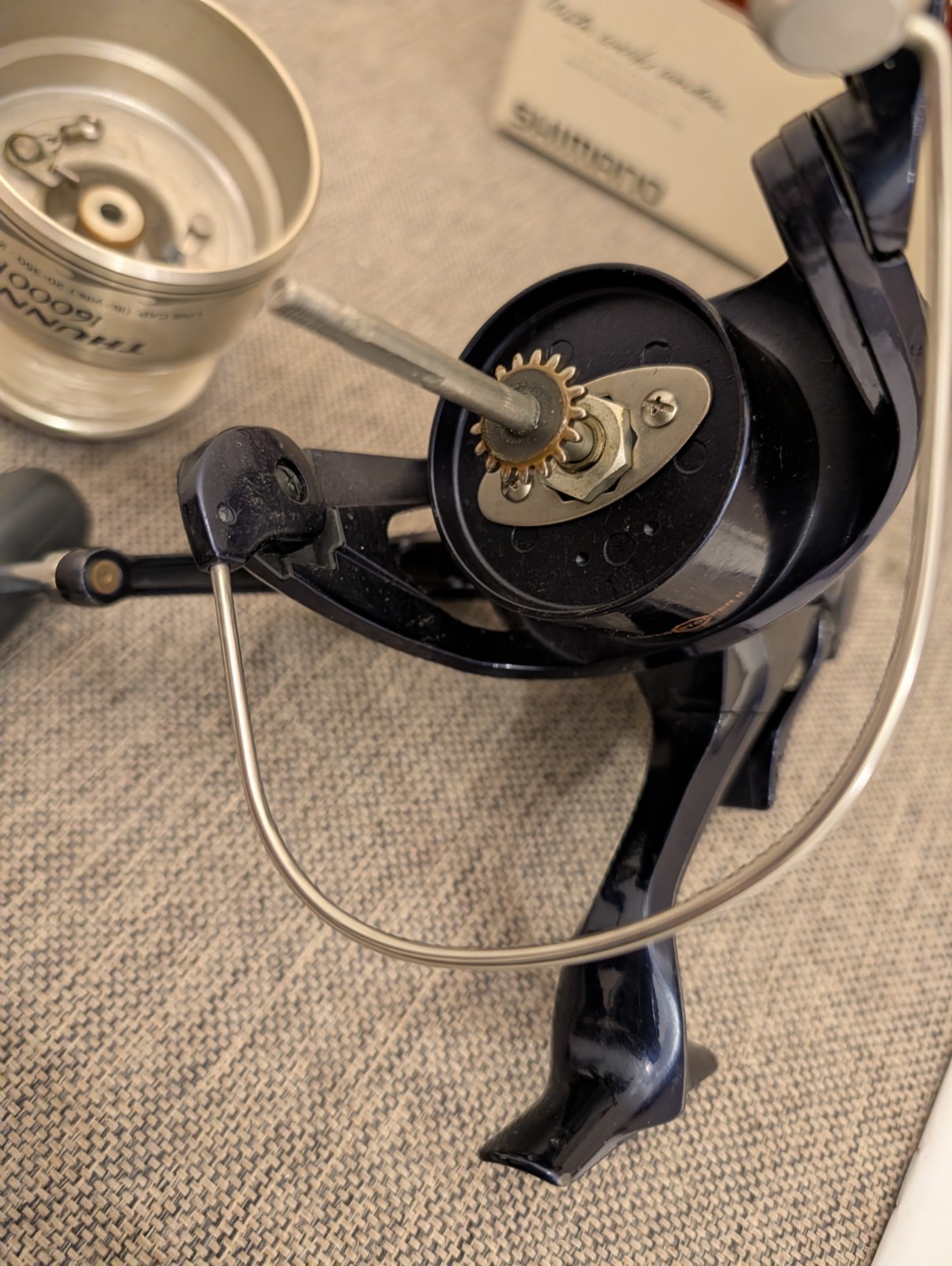 Very Nice Shimano Thunnus 16000F Large Spinning Fishing Reel