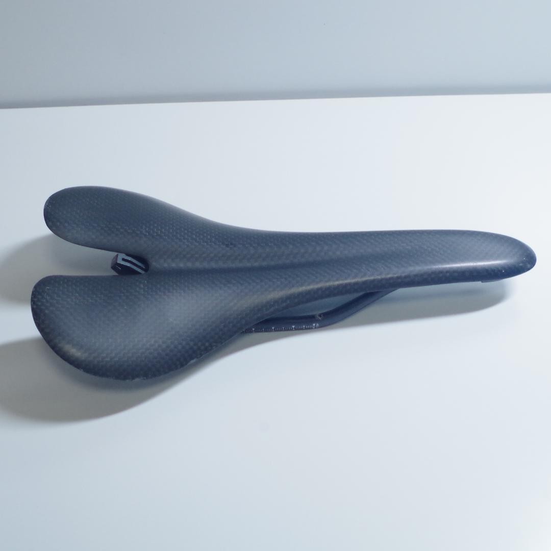A7211 Carbon Saddle Ultralight Approx. 120g For Road Bike