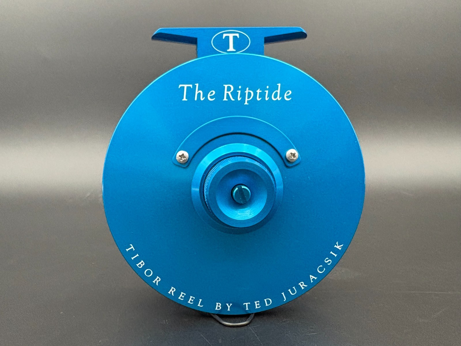 Tibor Riptide Fly Reel – Color Royal Blue – FREE FLY LINE