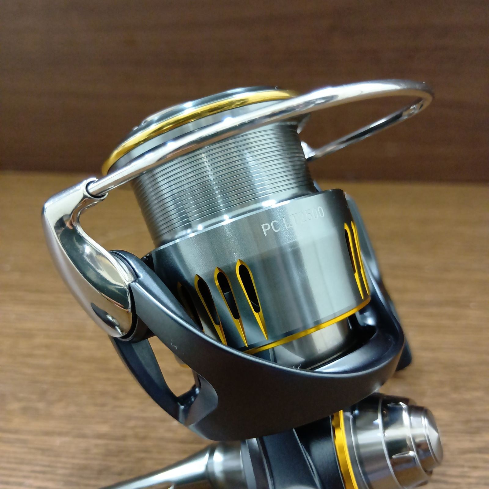 DAIWA 23 Airity PC LT2500 Spinning Reel