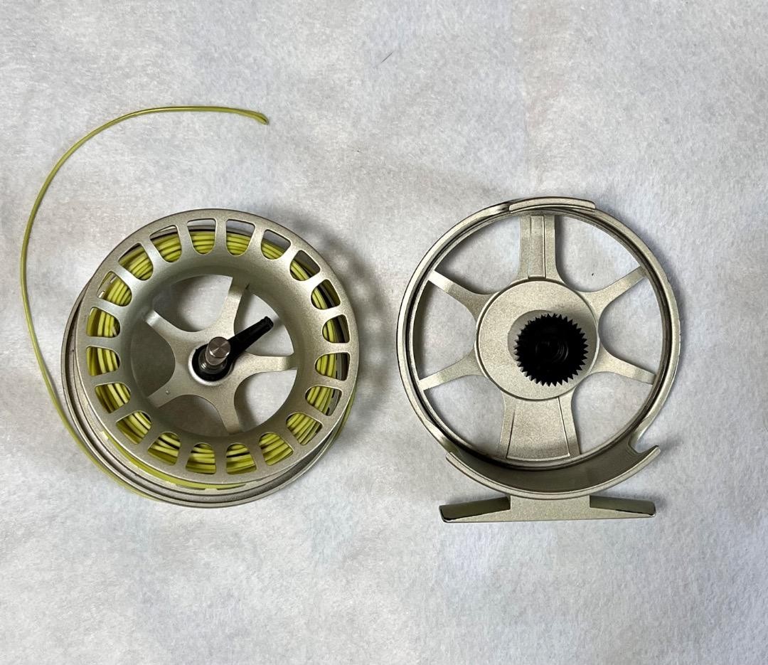 WaterWorks Lamson Liquid 3+ Fly Reel w/Line Pouch Used DT4 Free Ship Japan
