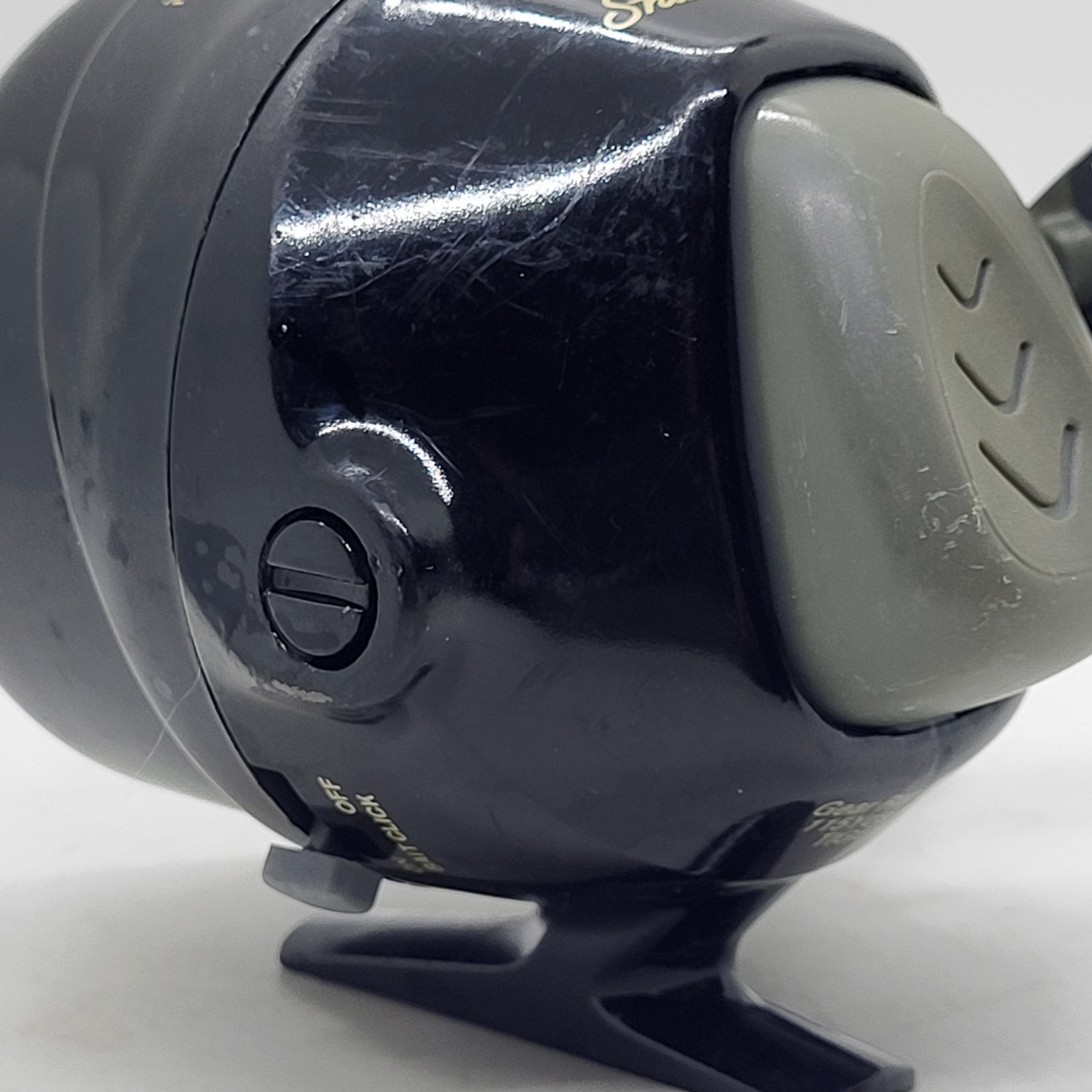 Shakespeare Tiger20 Closed Face Spin Fishing Reel 115 Yds/20 Lb Gear 3.2:1, Ex