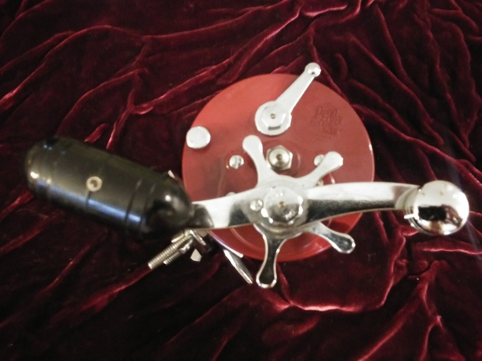 Pair Of Penn Fishing Reels Jig Master 500 And Peer 309 Excellent Condition
