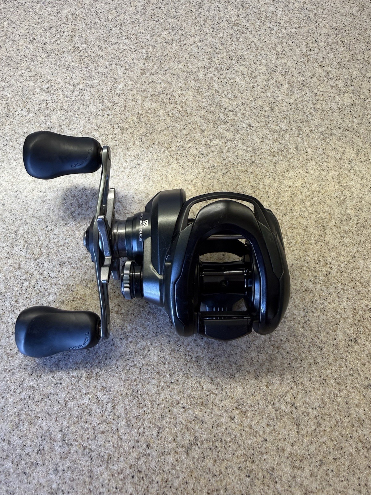 Shimano Curado MGL 151HG