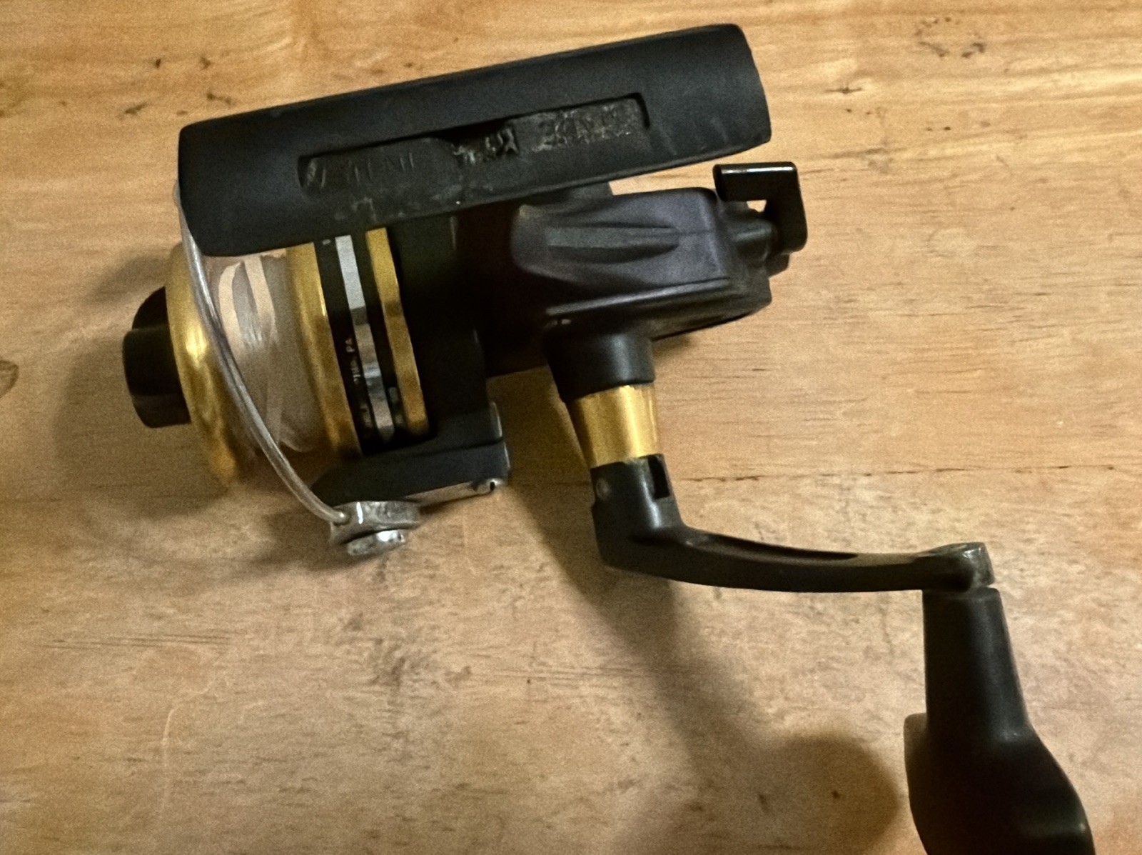 Penn (4400SS) – Spinning Fishing Reel (Made in USA)… FREE S&H!