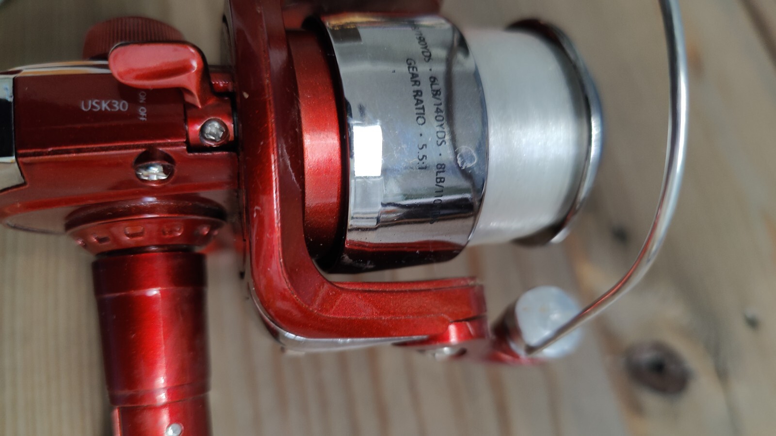 Shakespeare USK30 Freshwater Spinning Fishing Reel Durango Red
