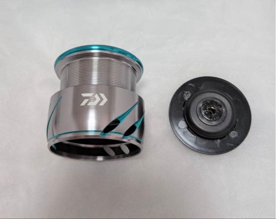 Daiwa Emeraldas AIR LT2500S Spinning Reel Light Durable for Eging