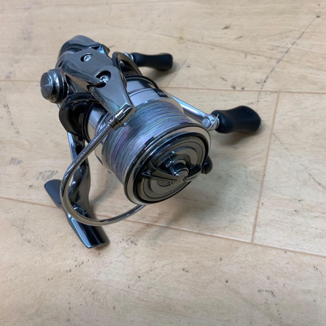 Daiwa 18 Exist LT2500S-XH-DH 828588