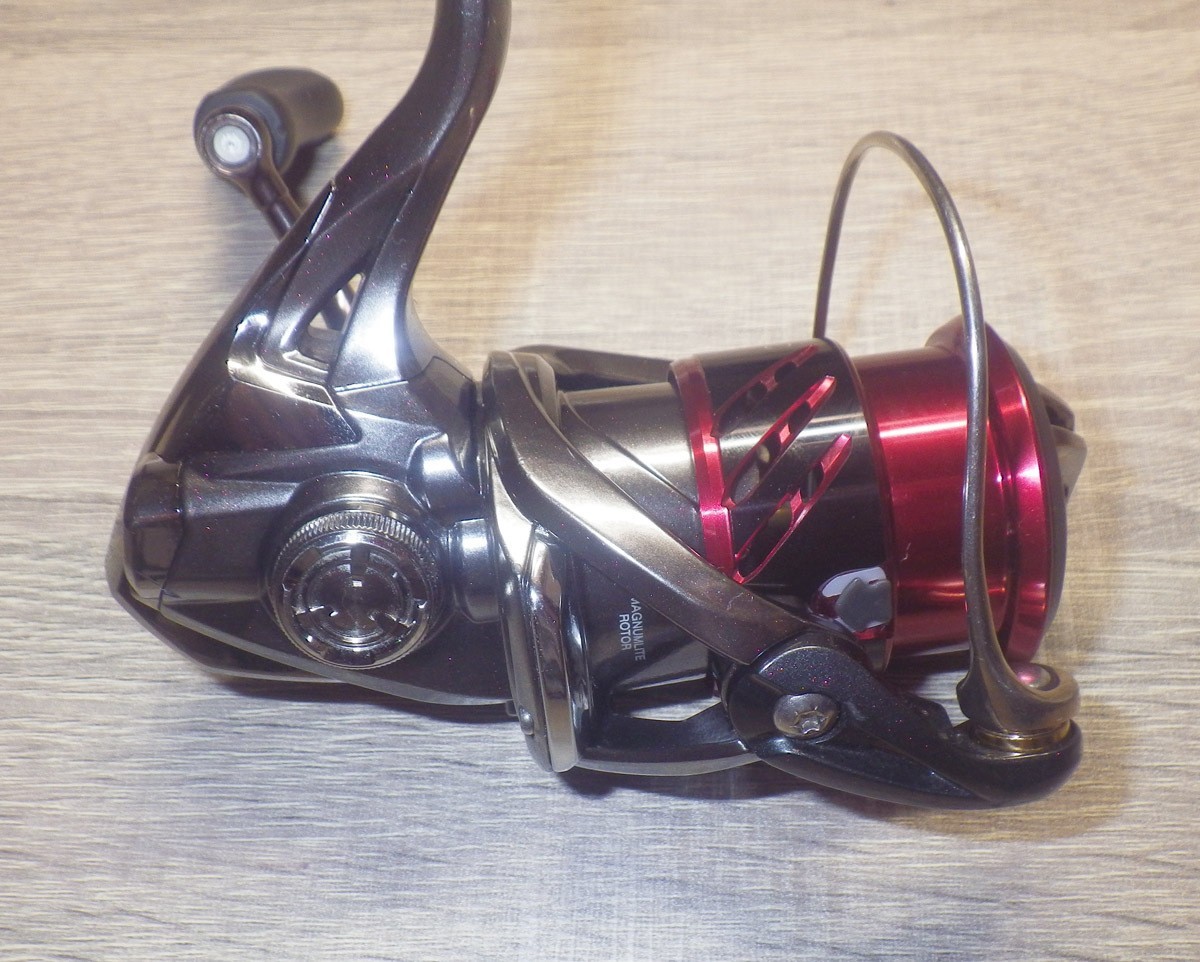 Shimano Stradic CI4+ C2000S Spinning Reel