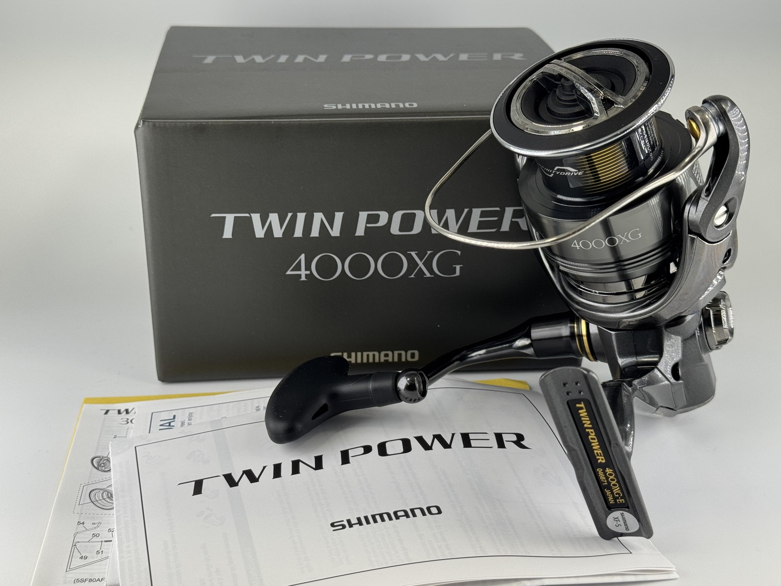 SHIMANO Spinning Reel 24 Twin Power 4000XG