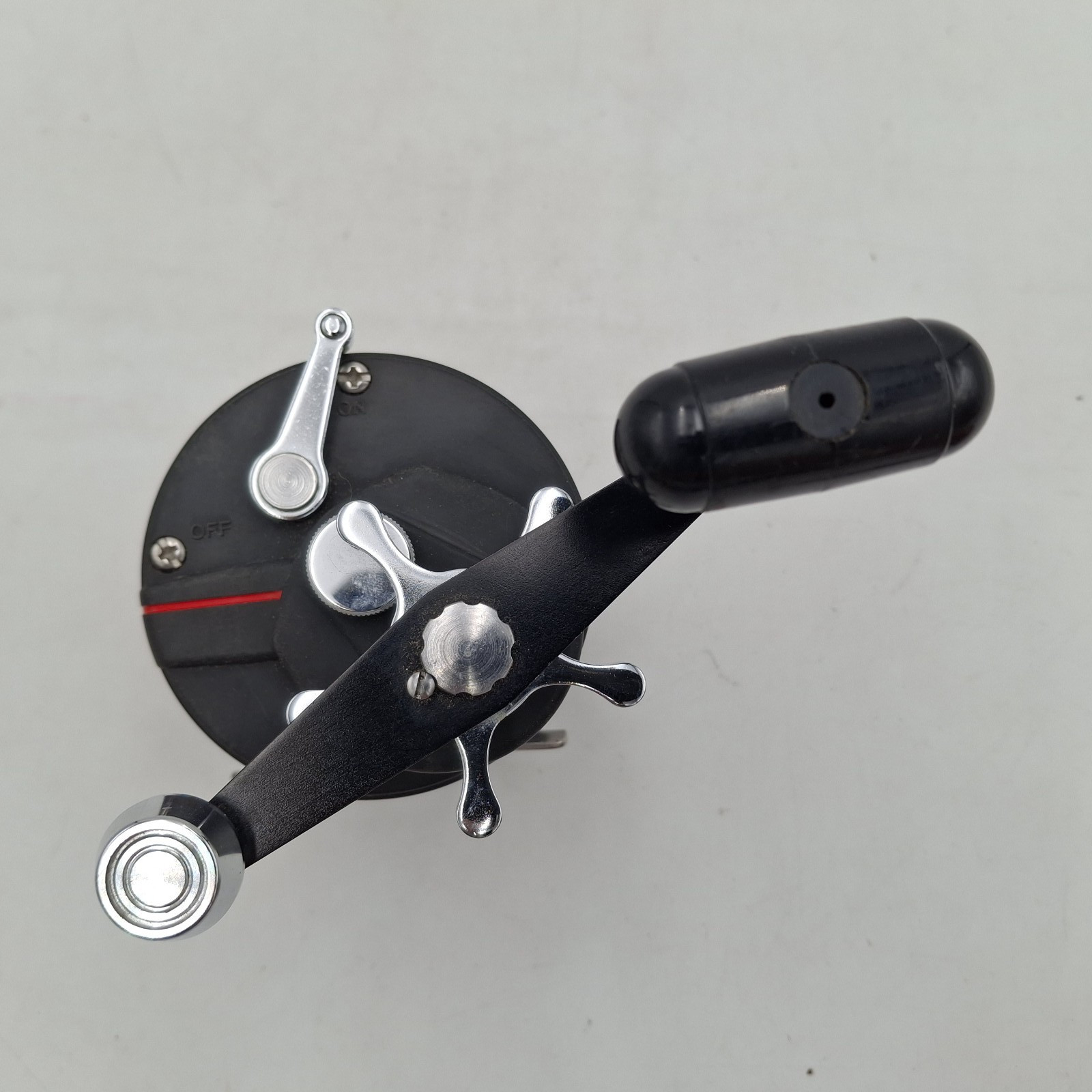 DAIWA SEALINE SL 250H FISHING REEL BLACK WORKING GRAPHITE FRAME NICE