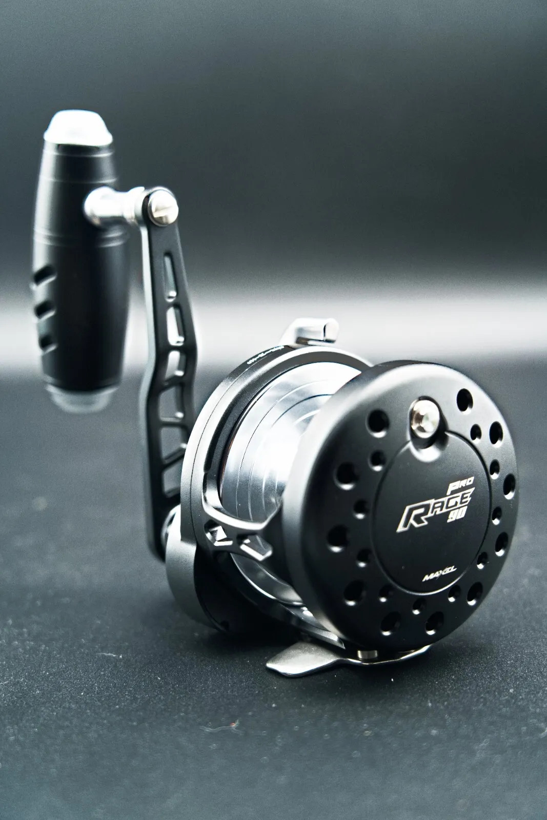 Maxel Jigging Reel Rage Pro 90 Lever Drag Conventional Reel Black/Light Gray