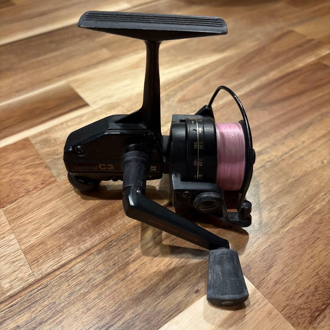 Abu Garcia Cardinal C3 Spinning Reel Black Right Handle Used