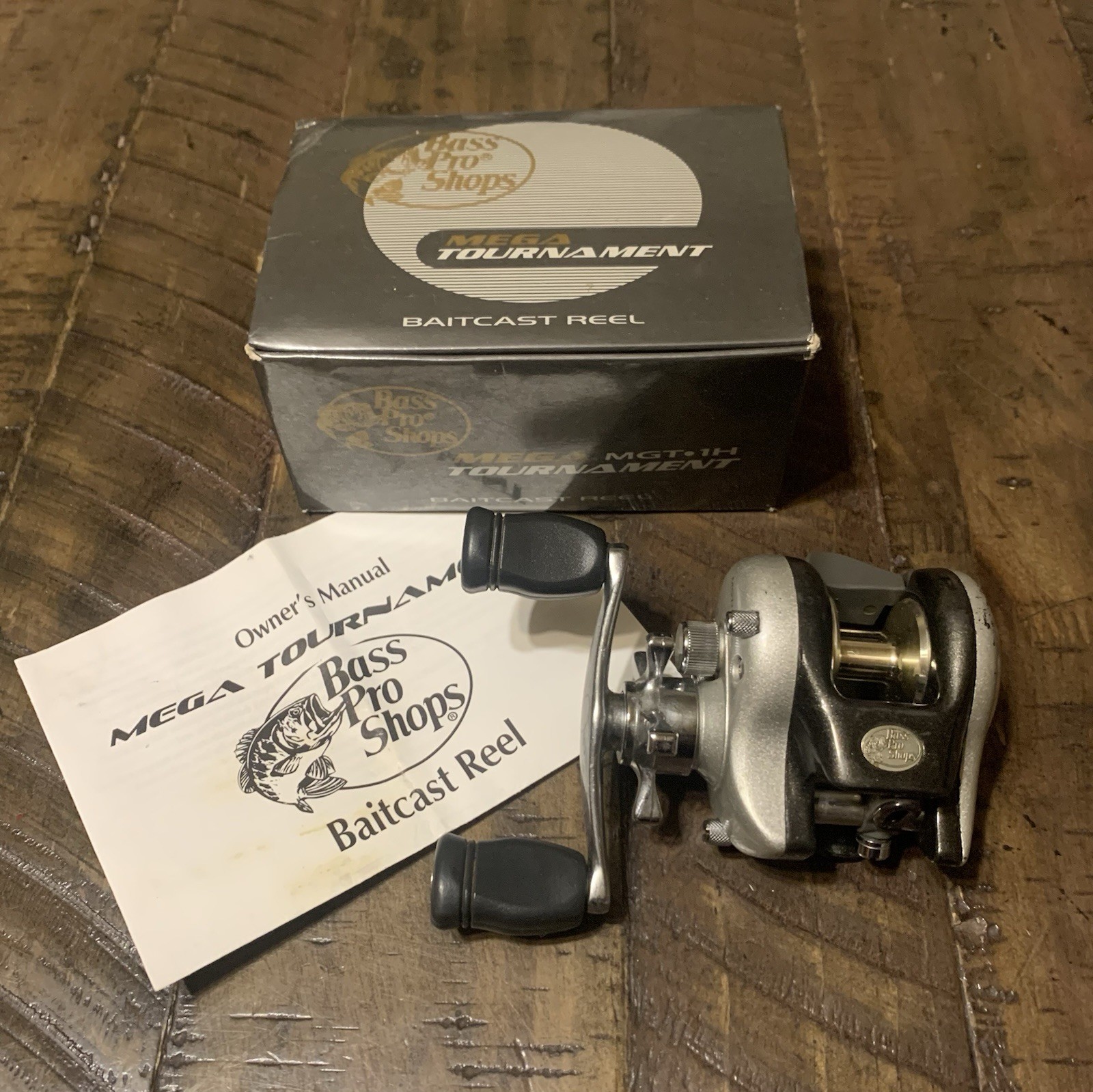 90’s Bass Pro Shops Mega Tournament MCT-1H Baitcast Reel 6.3:1 Korea Box Manual