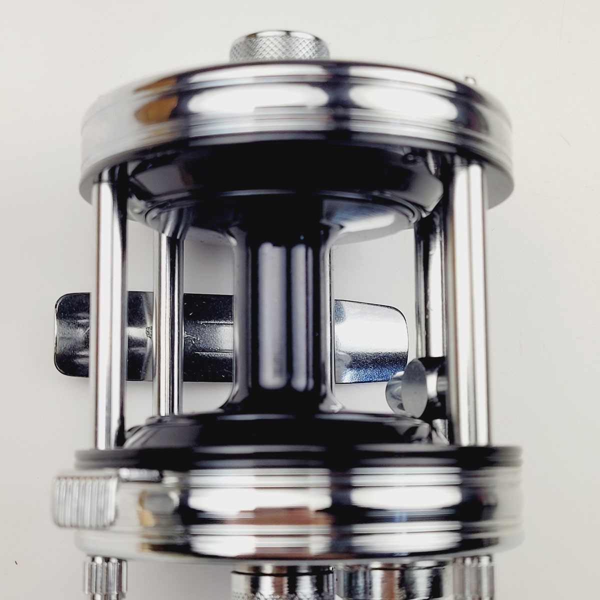 Abu Ambassadeur 75th Anniversary Reel – Chrome 5000 in Wood Box