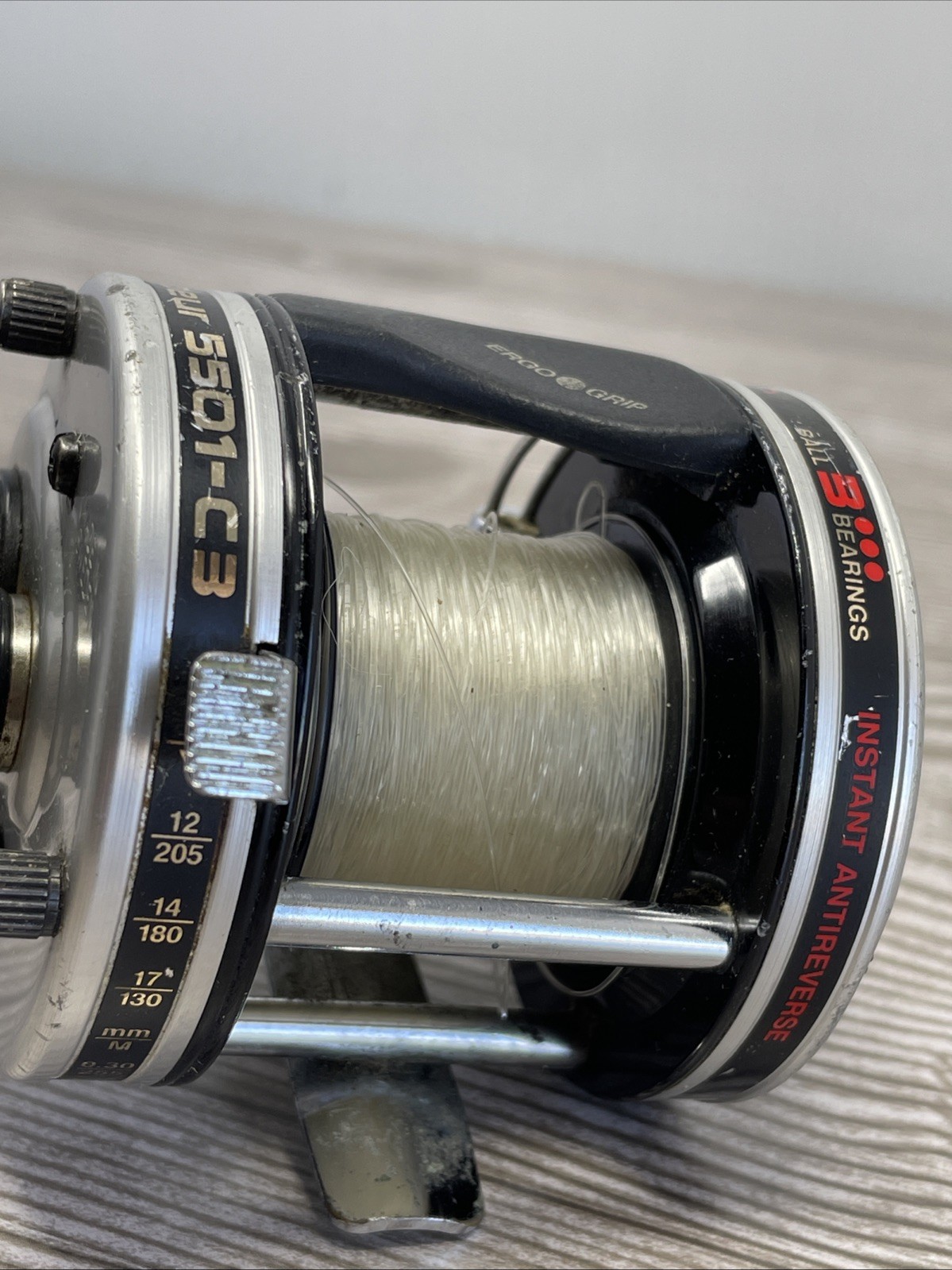 Abu Garcia Ambassadeur 5501-C3 Left Hand Baitcasting Reel Sweden