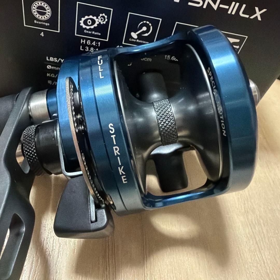 Limited MIDnight Blue Okuma CAVALLA 5N-II Reel