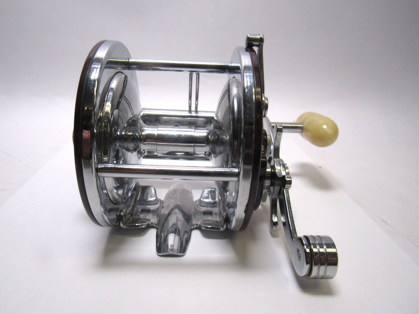PENN REELS Automatic Patented Level-Wind Metal Spool Star Drag 350M