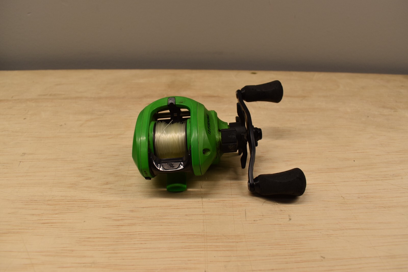 13 Fishing Inception Sport Z 7.3:1 Right Hand Casting Reel