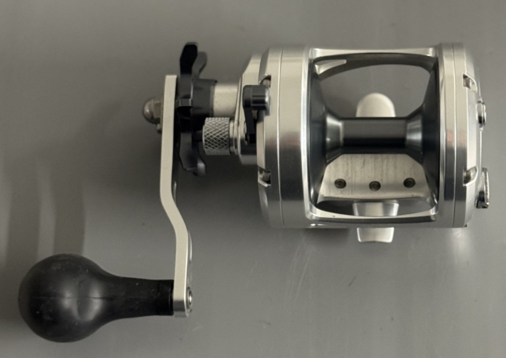 AVET MXL5.8 LEFT HAND STARDRAG SILVER