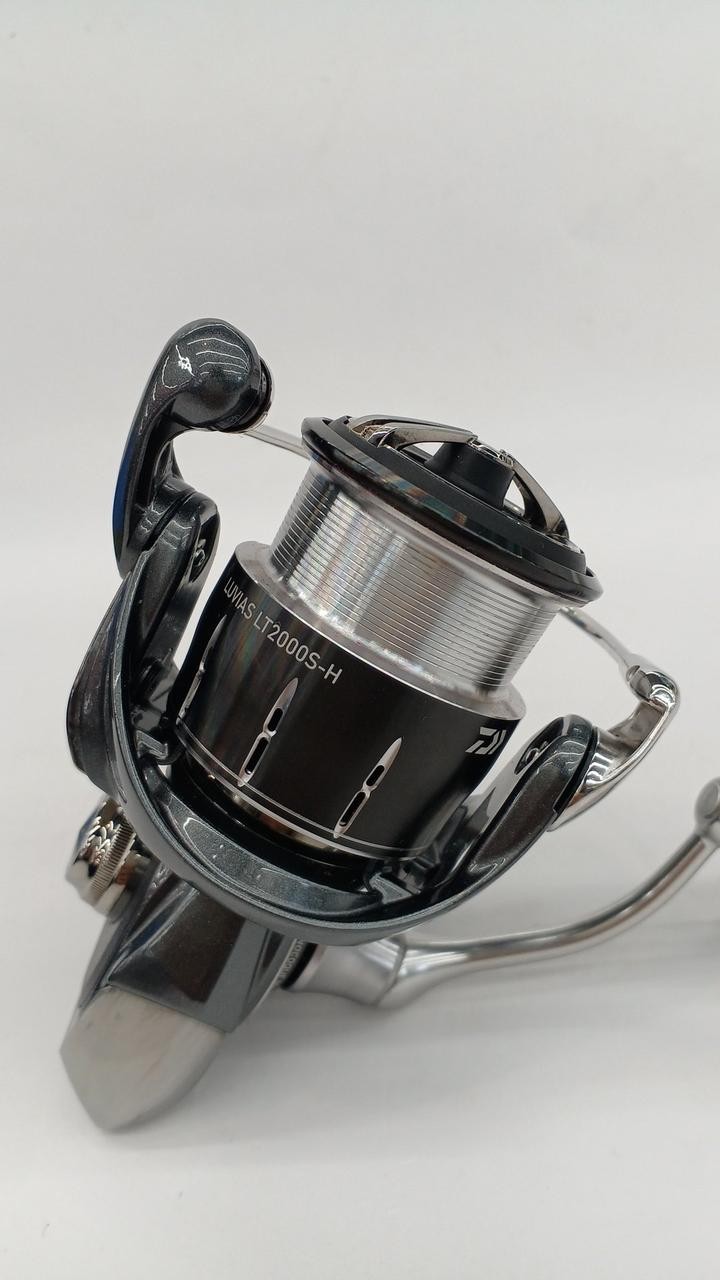 DAIWA 24 LUVIAS LT2500S-H Spinning reel 22988
