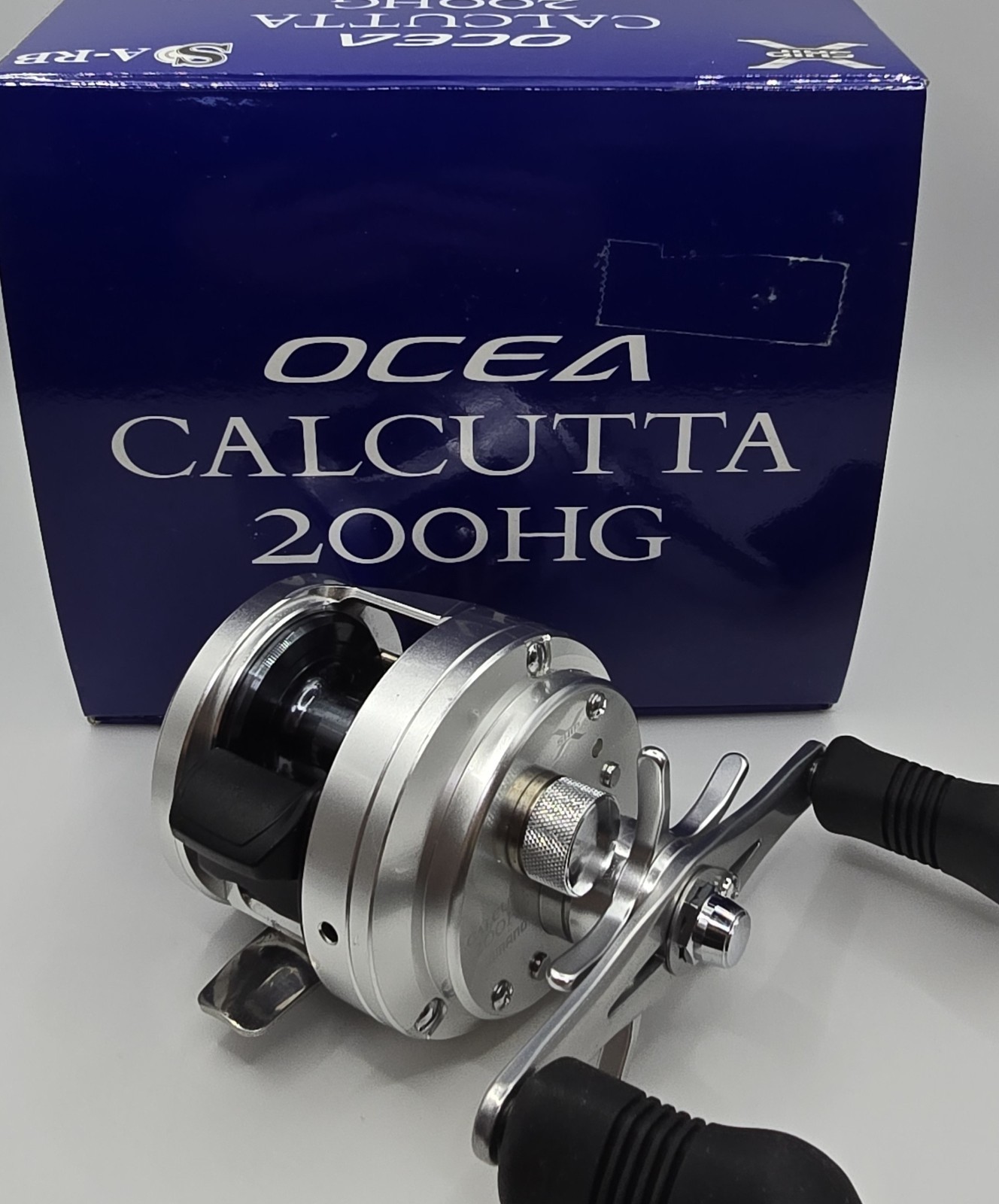 Shimano Ocea Calcutta 200 HG Baitcast Reel Right Hand – Saltwater Light Jigging