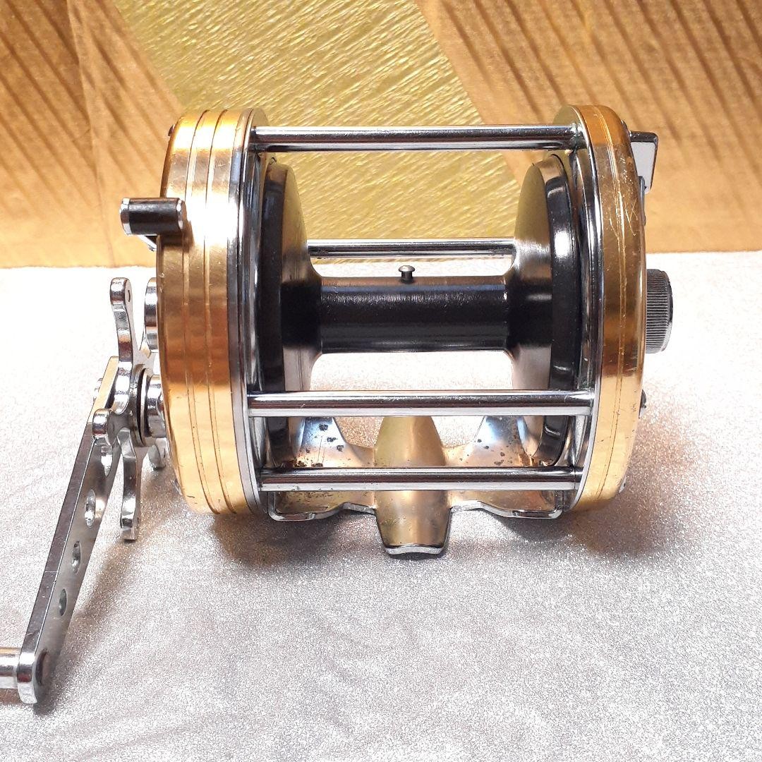 Daiwa Sealine 400 Vintage Baitcasting Reel Old Model Excellent Condition