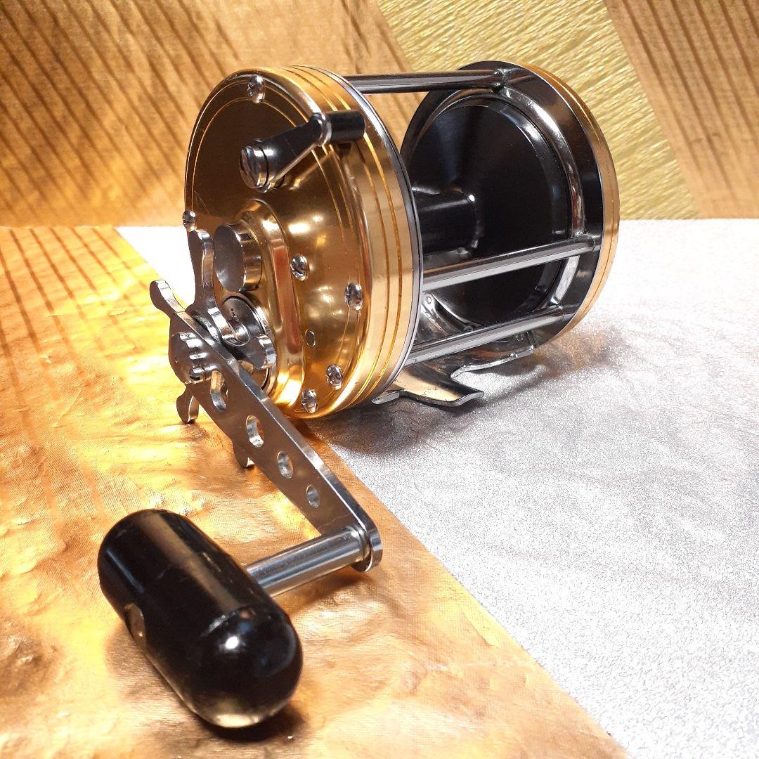 Daiwa Sealine 400 Vintage Baitcasting Reel Old Model Excellent Condition