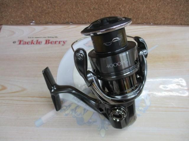 Shimano 24 Twin Power 4000PG Spinning Reel Used