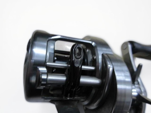 Shimano 20 Calcutta Conquest DC 201HG Baitcasting Reel Japan